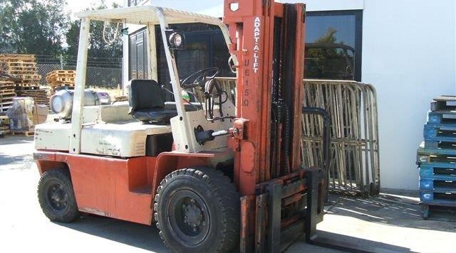 NISSAN FORKLIFT 002